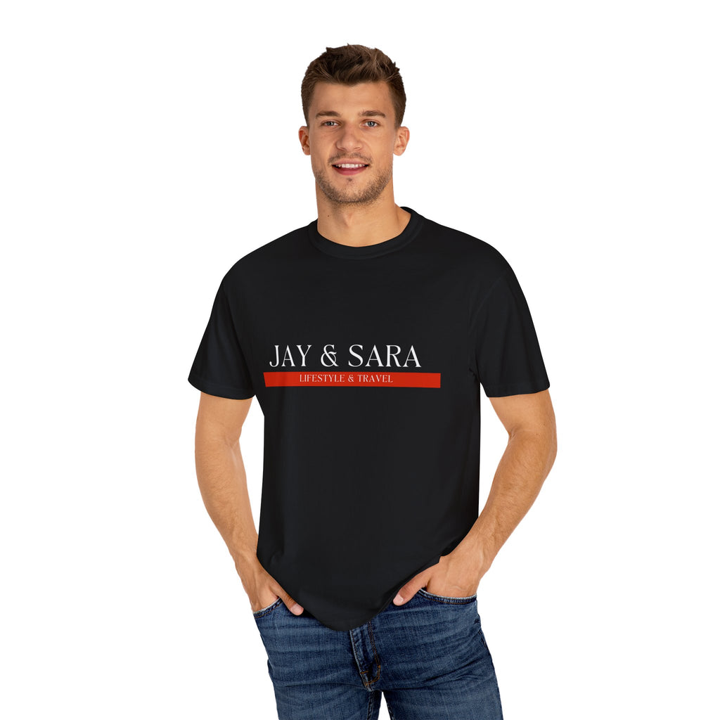 Jay & Sara Couples T-Shirt — Minimalist Name Graphic Tee